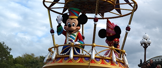 Magic Kingdom tops 20 million in 2015 theme park attendance report