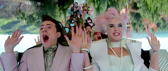 Katy Perry goes to which theme park in her latest video?