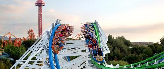 How good was Six Flags' financial performance last year?