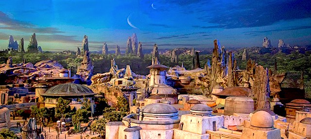 Disney narrows the opening dates for its new Star Wars lands