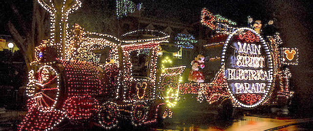 Main Street Electrical Parade returns to Disneyland this summer