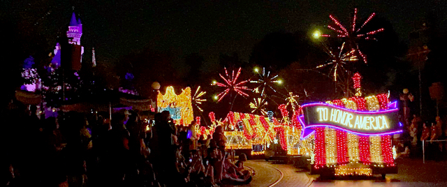 Disneyland fans welcome Main Street Electrical Parade's return