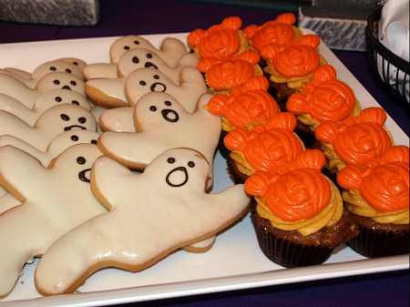 Ghost cookies and Mickey pumpkin cupcakes