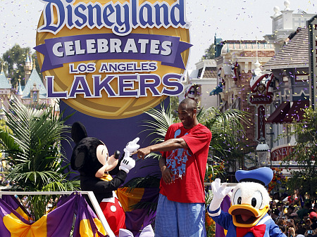 Kobe went to Disneyland