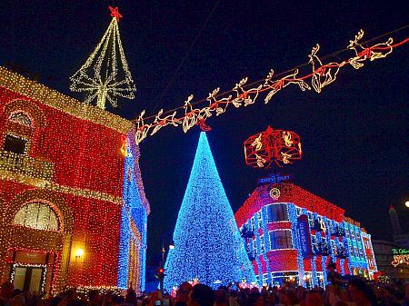 Photo from Osborne Family Spectacle of Dancing Lights at Disney's Hollywood Studios