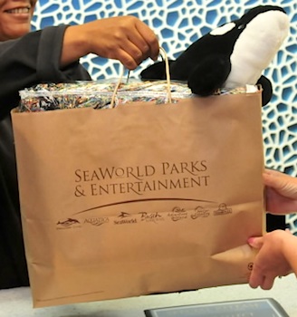 SeaWorld paper shopping bag