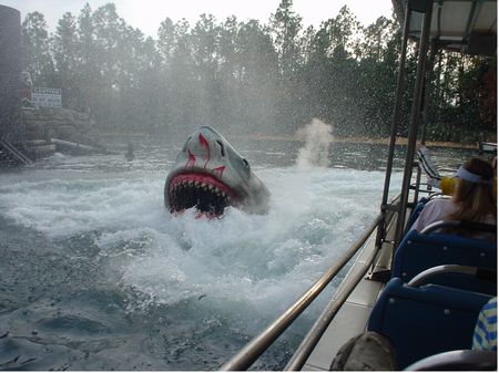 Jaws photo, from ThemeParkInsider.com