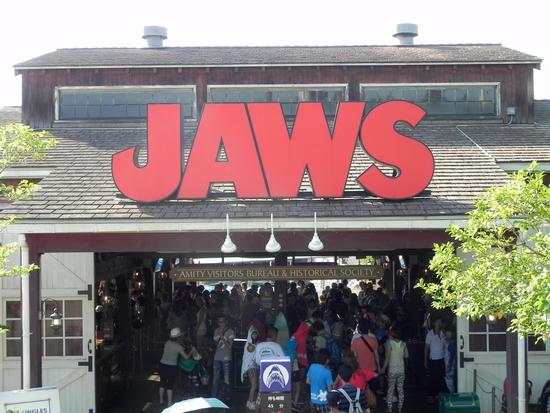 Jaws entrance