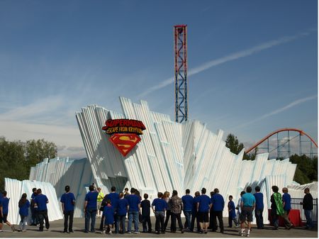 Entrance to Superman: Escape from Krypton at Six Flags Magic Mountain