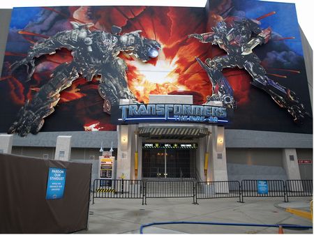 Transformers: The Ride 3D entrance