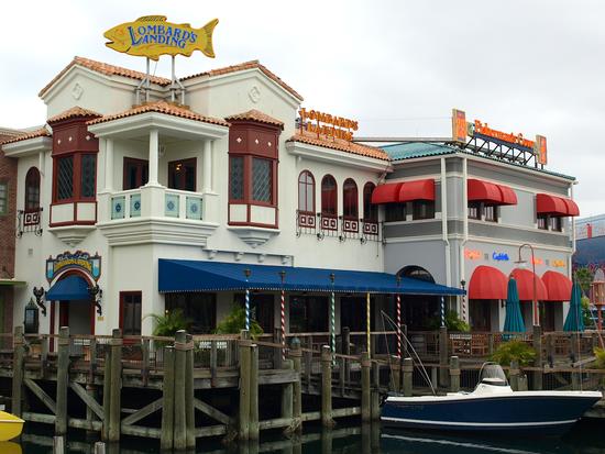 Lombard's Seafood Grille photo, from ThemeParkInsider.com
