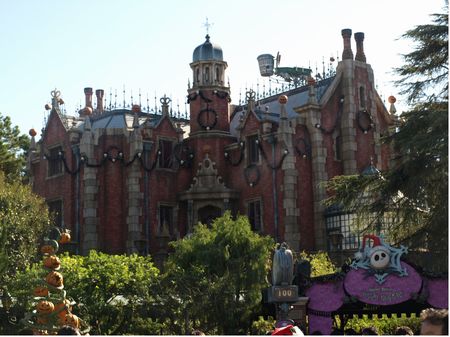 Haunted Mansion in Tokyo Disneyland