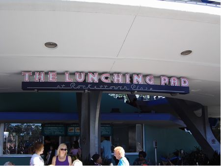 The Lunching Pad at Rockettower Plaza photo, from ThemeParkInsider.com