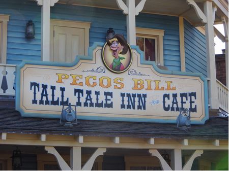 Pecos Bill Tall Tale Inn and Cafe photo, from ThemeParkInsider.com