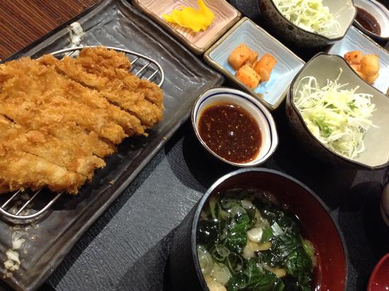 Tonkatsu set meal