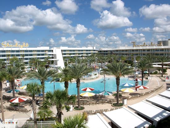 Universal's Cabana Bay Beach Resort photo, from ThemeParkInsider.com