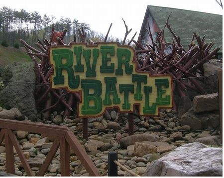 River Battle photo, from ThemeParkInsider.com