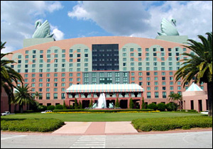 Walt Disney World Swan photo, from ThemeParkInsider.com