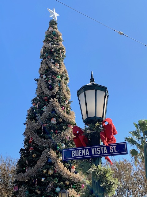 Buena Vista Street Christmas tree