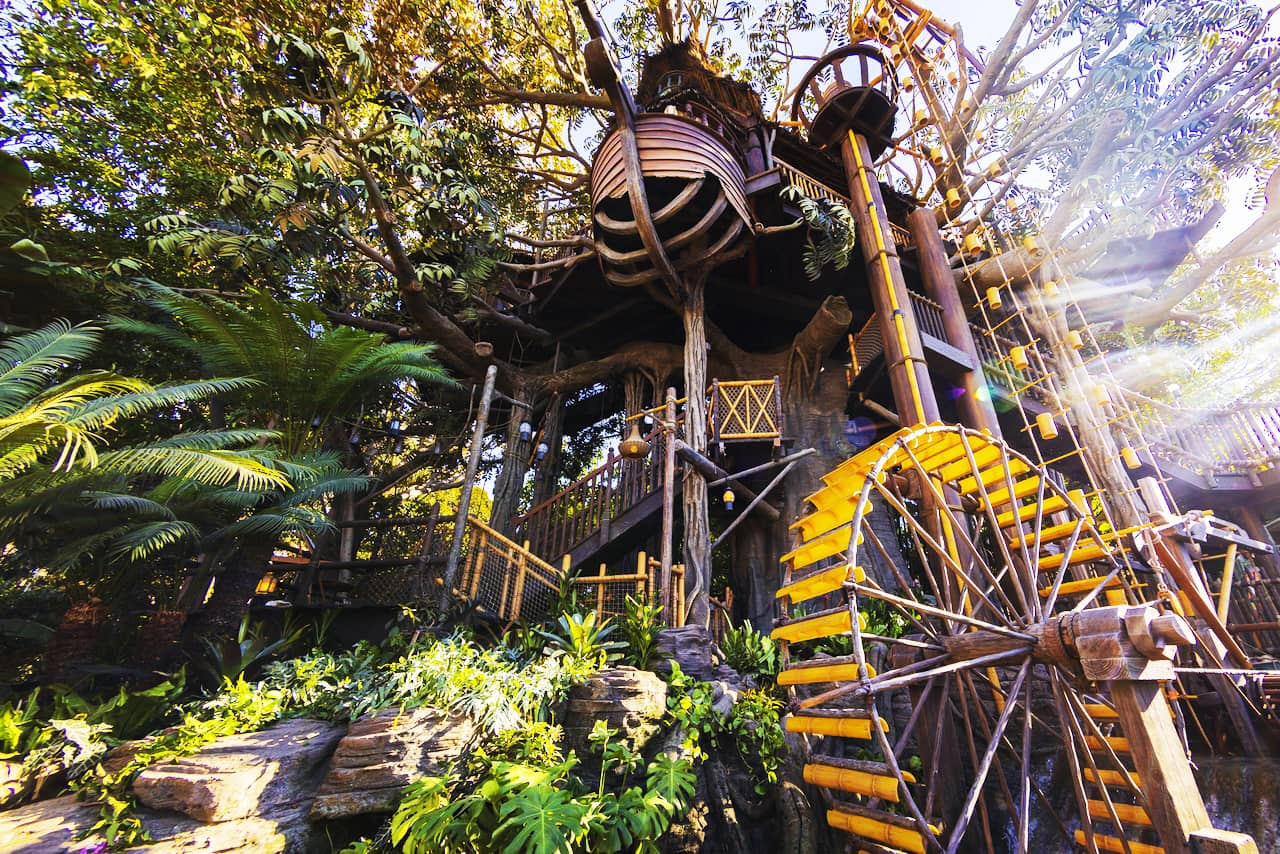 Disneyland's Adventureland Treehouse