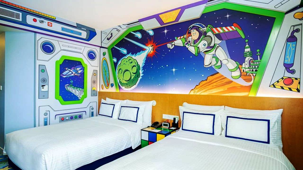 Buzz Lightyear Exploration Room bed