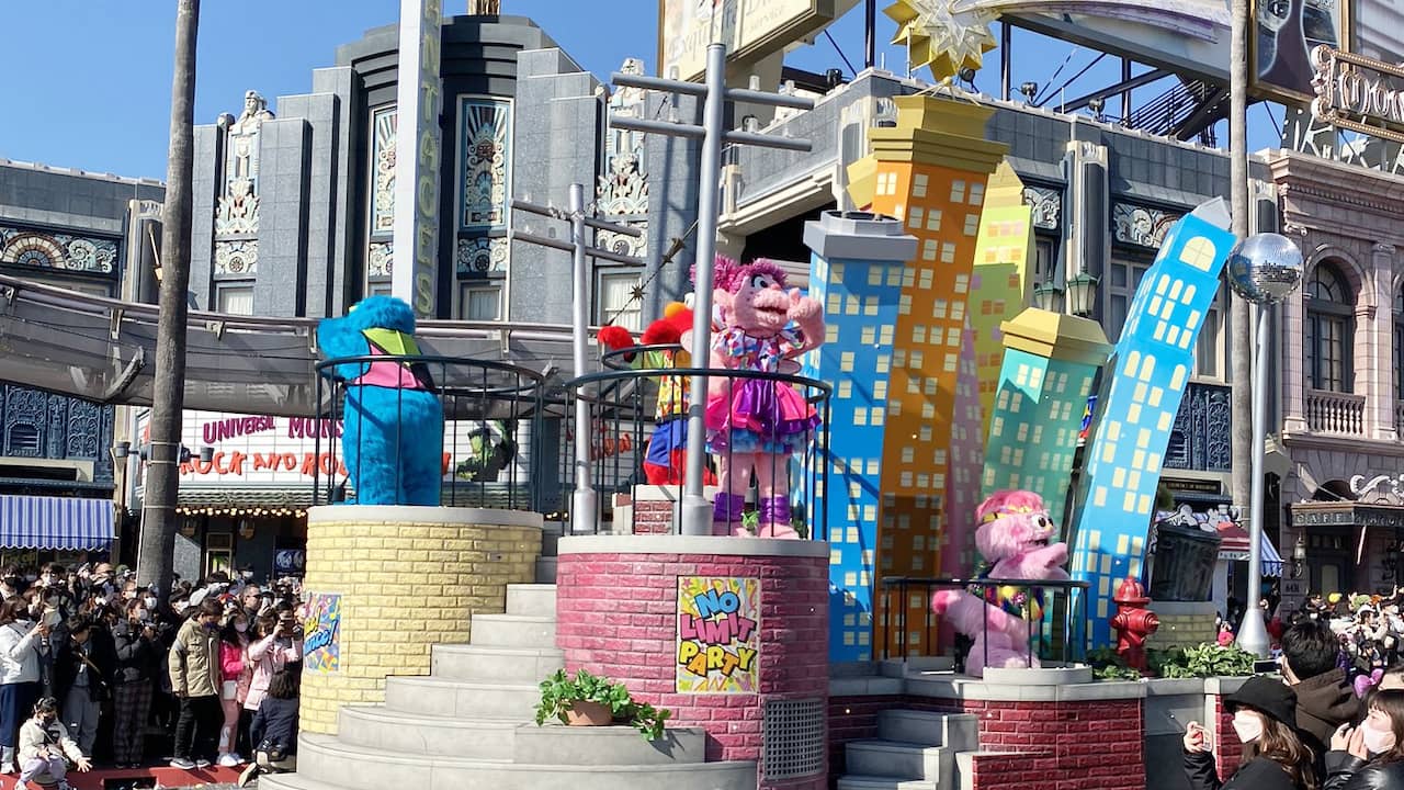 Sesame Street in No Limits Parade