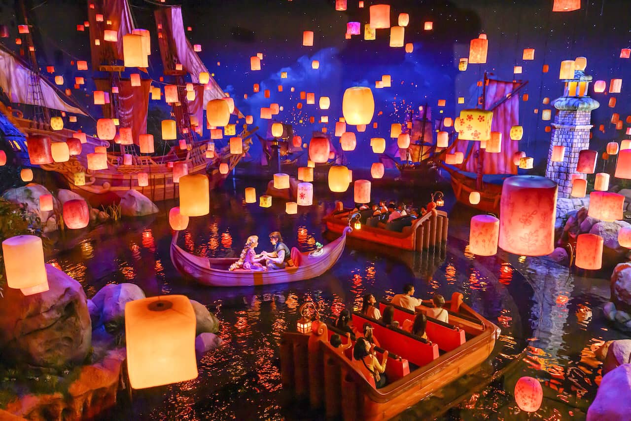 Boats on Rapunzel's Lantern Festival