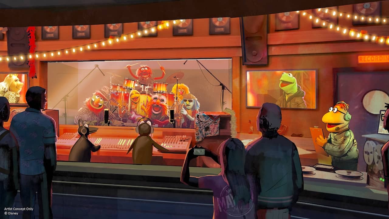 Preshow for Rock ‘n’ Roller Coaster Starring The Muppets