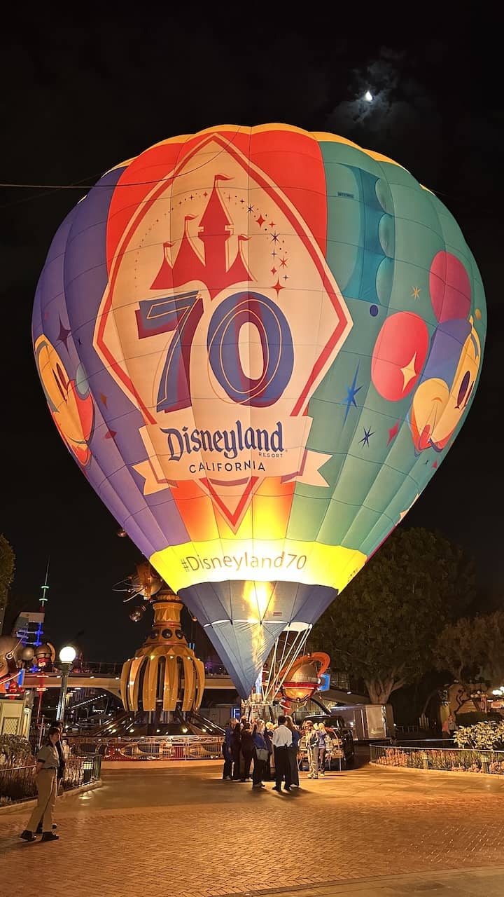 Disneyland 70 balloon