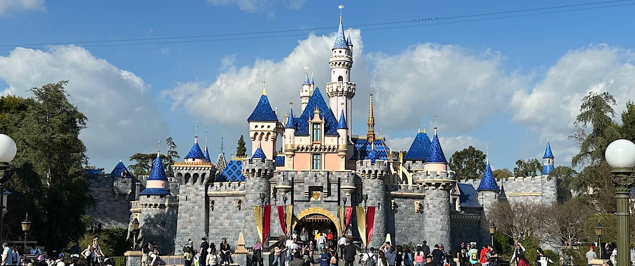 It’s time for a Disneyland construction update