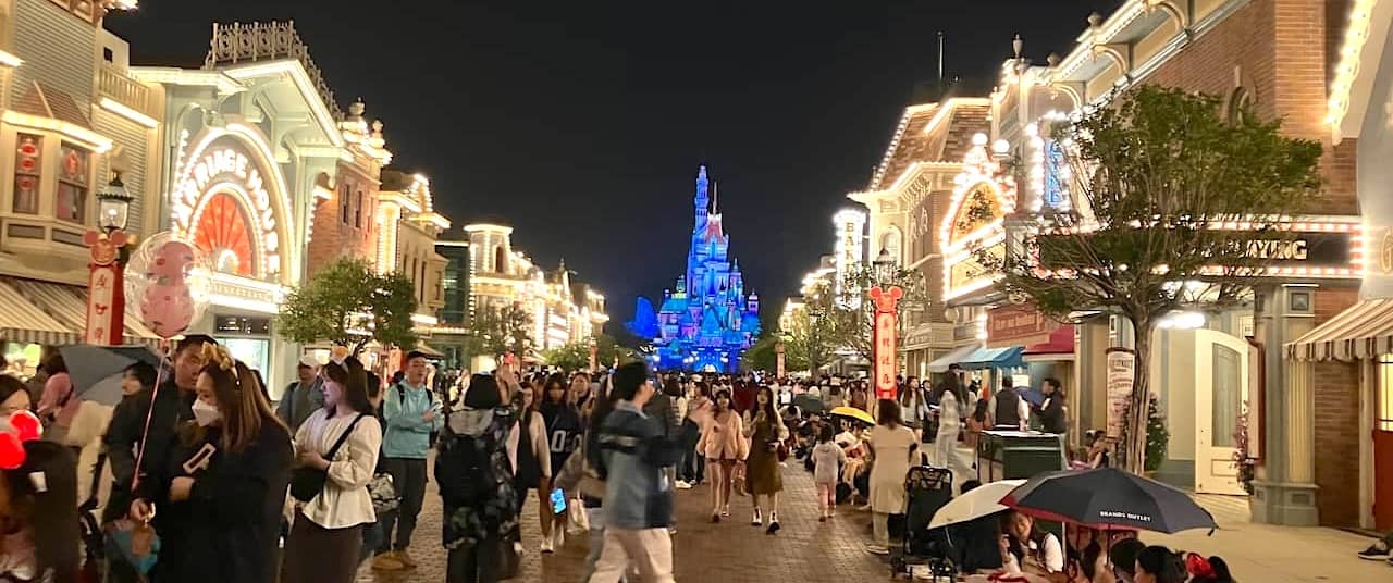 A California family's trip report from Hong Kong Disneyland