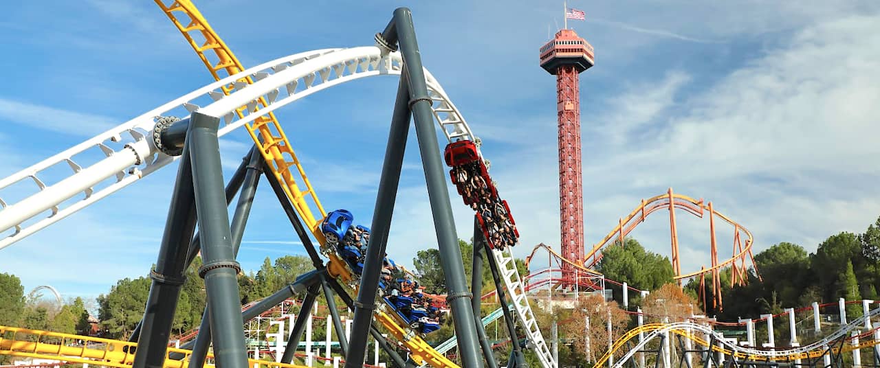 Six Flags looking at selling parks as revenue dips