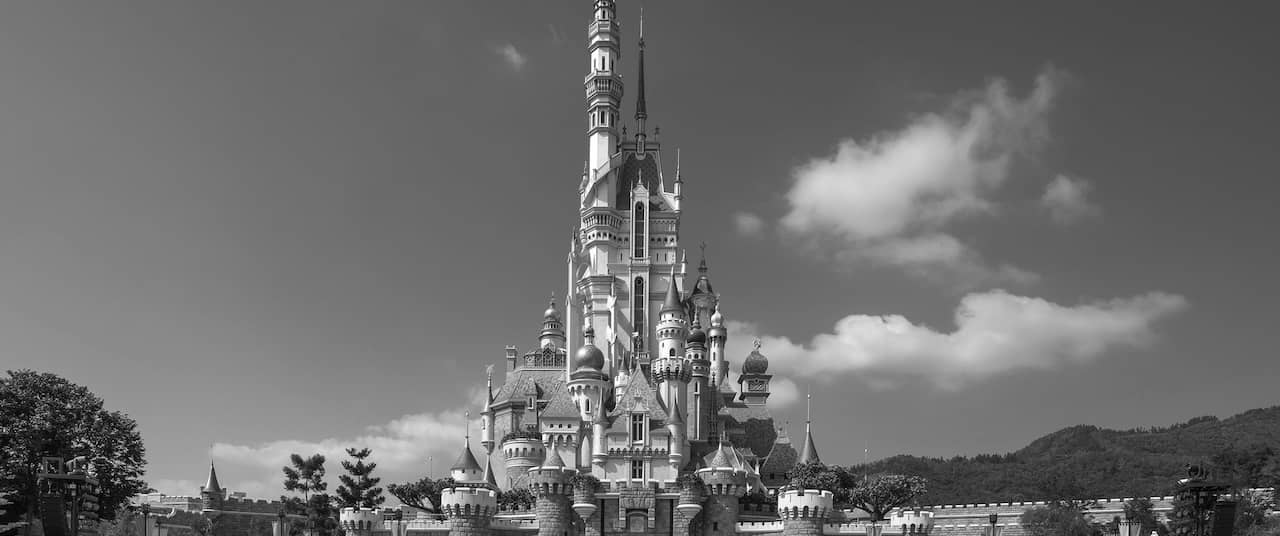 Hong Kong Disneyland responds to deadly fire tragedy