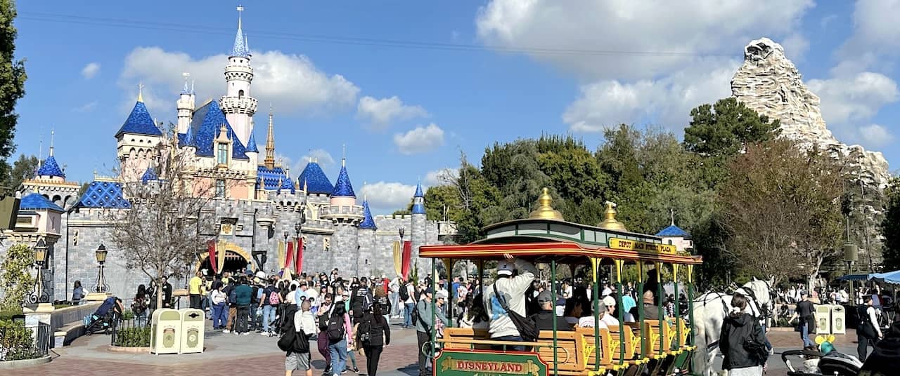 Disneyland thumbnail image