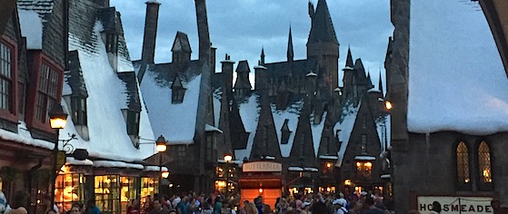 Wizarding World Hollywood to Open April 7