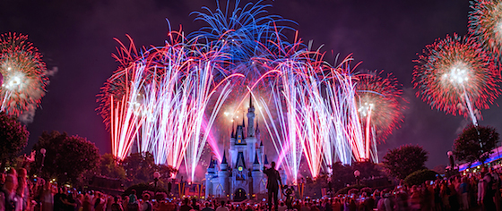 Wednesday round-up: Fireworks live and Tokyo Disney in virtual reality