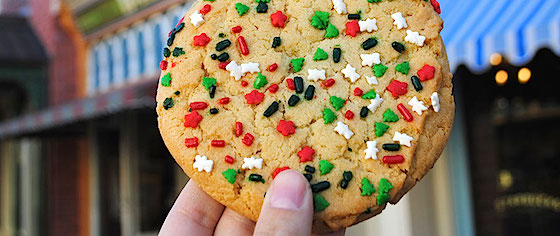 New free cookies and drinks at Mickey's Very Merry Christmas Party