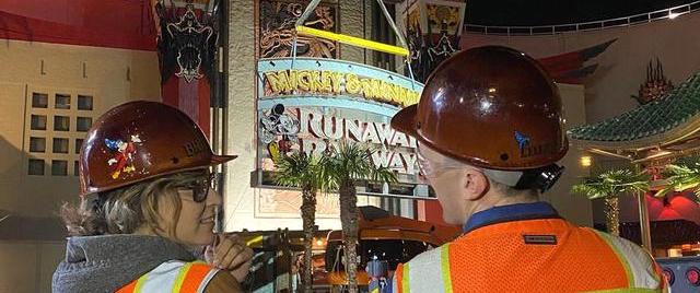 New marquee installed for Mickey & Minnie's Runaway Railway