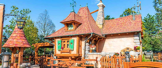 Insider's Look: Belle's Village at Tokyo Disneyland (Now with POV)
