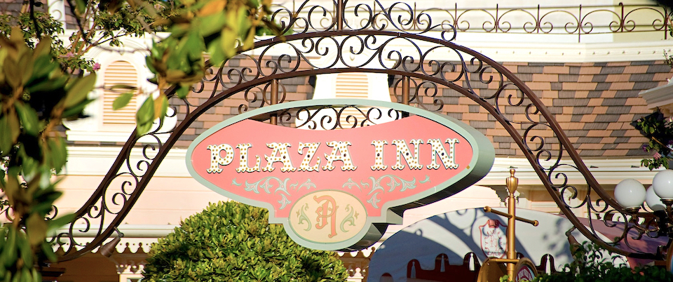 Here's Where to Eat at Disneyland When It Reopens