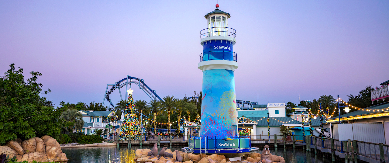 SeaWorld Orlando Prepares for a Christmas Celebration