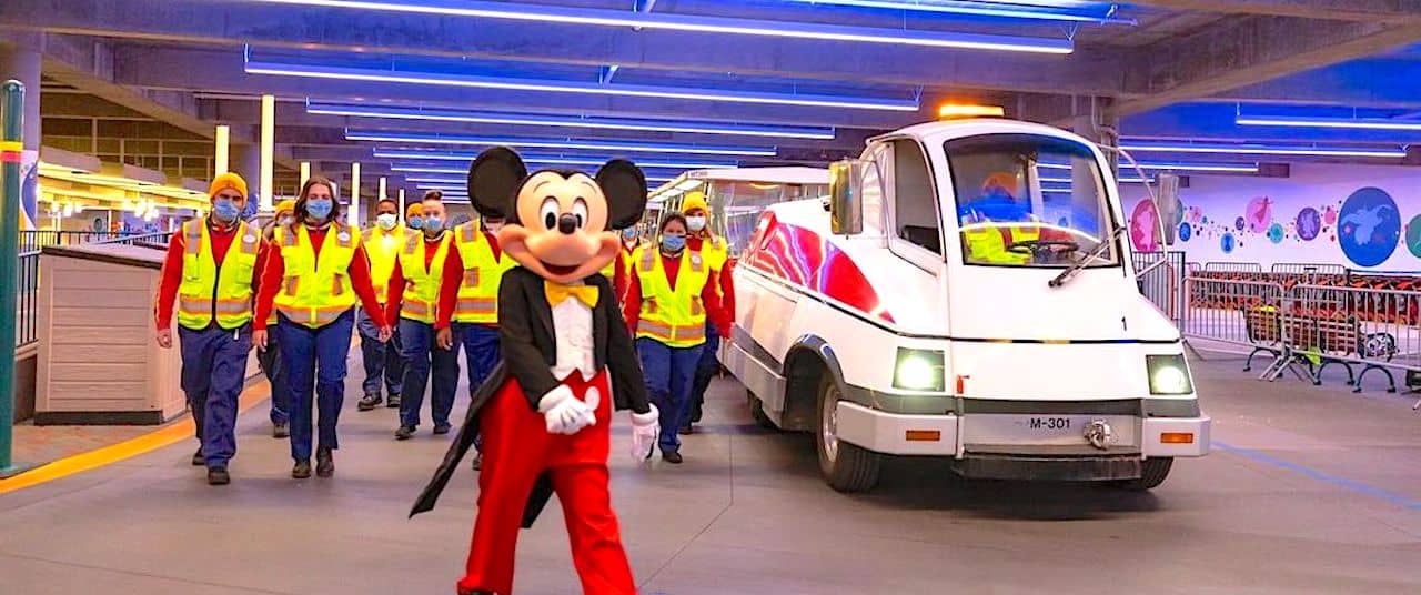 Parking Trams Return to Disneyland This Month