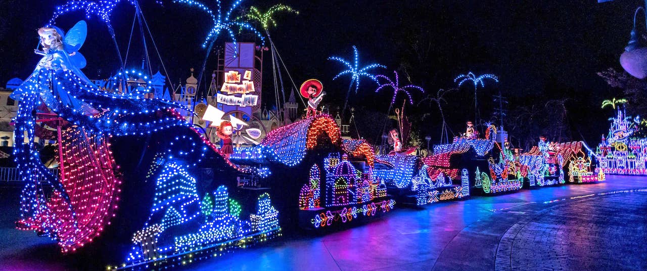 First Look at Disneyland's New Main Street Electrical Parade Finale
