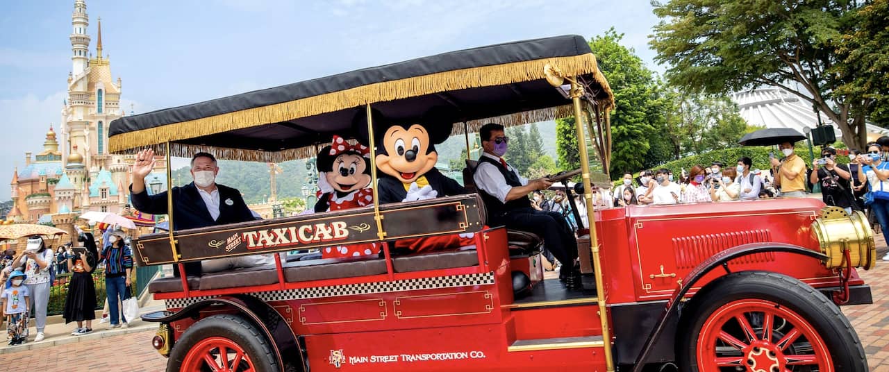 Hong Kong Disneyland Reopens Again