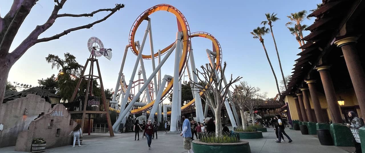 Should Theme Parks Be 'R'-Rated for Safety's Sake?