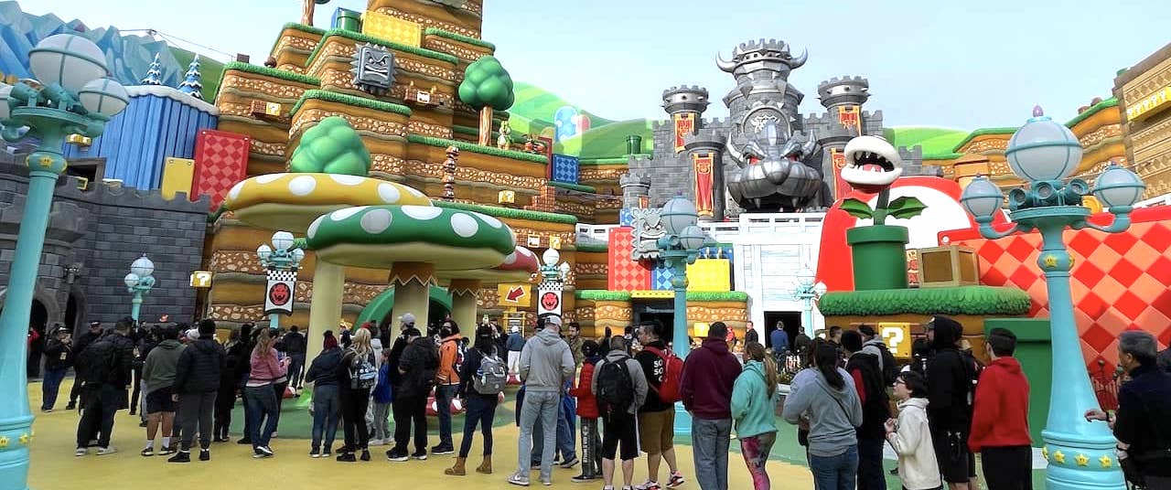 Fans Pack Super Nintendo World for Official Opening