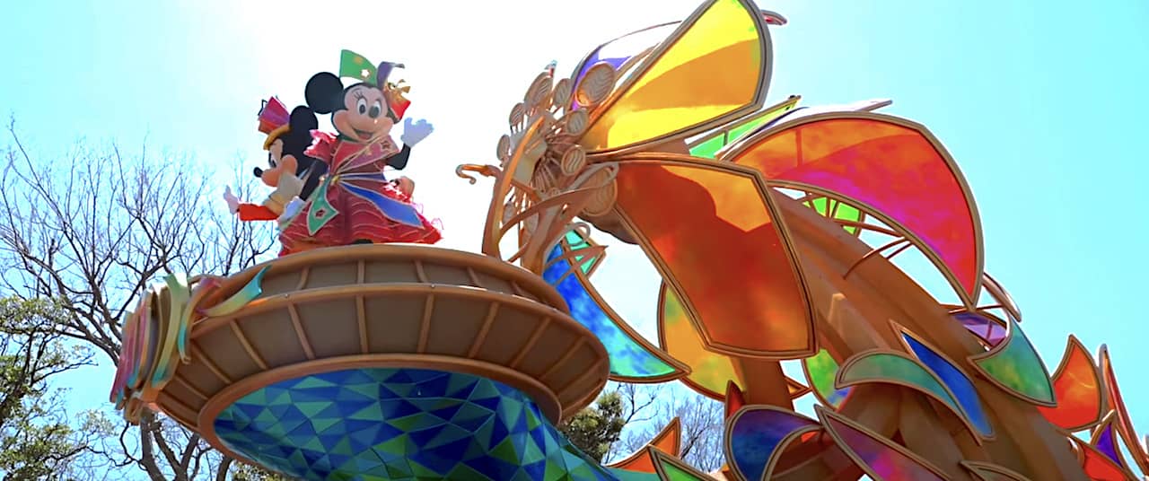 Tokyo Disneyland Celebrates 40th Anniversary With New Parade