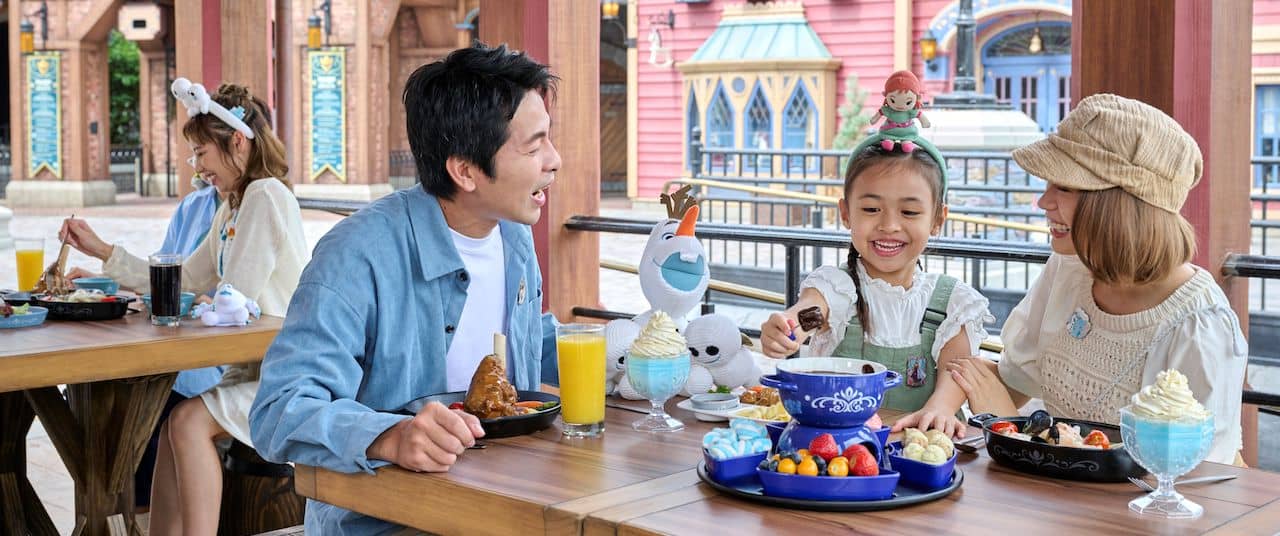 Disney shows off its new 'Frozen' food