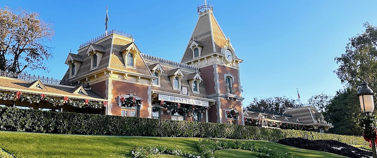 Disneyland is bringing back discounts for local residents