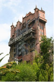 Twilight Zone Tower of Terror photo, from ThemeParkInsider.com